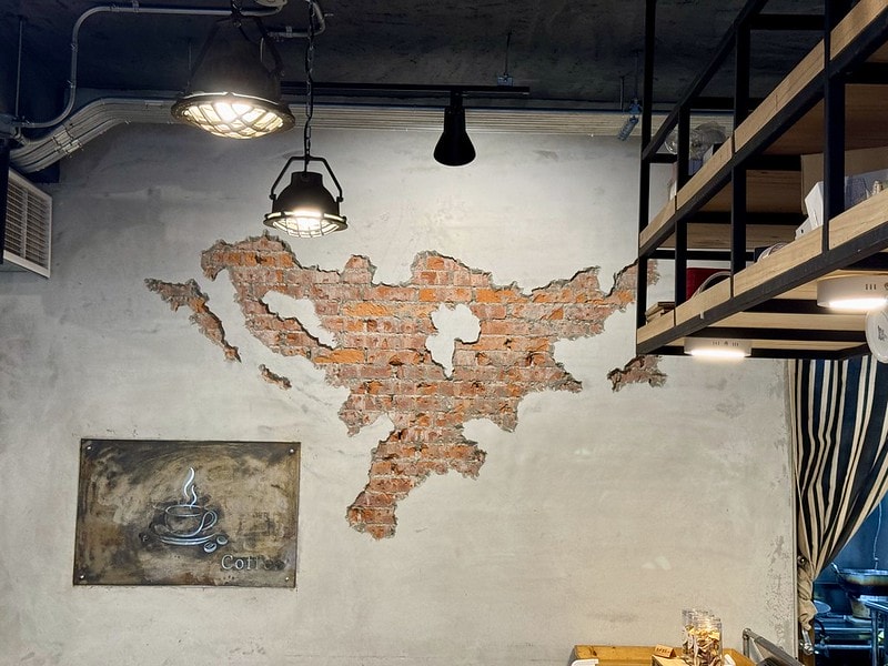 20251102-l88y5 20251102-l88y5