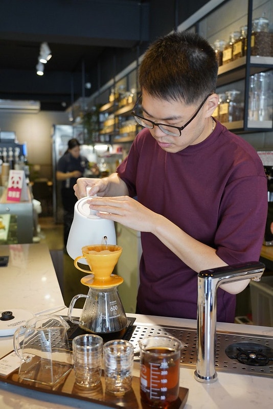 20251102-4wdun 20251102-4wdun