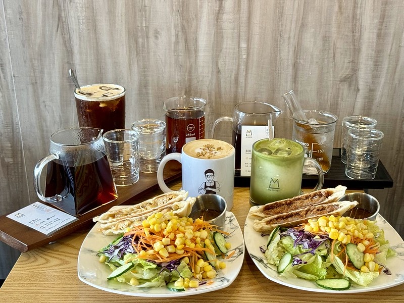 20251102-a1vnv 20251102-a1vnv