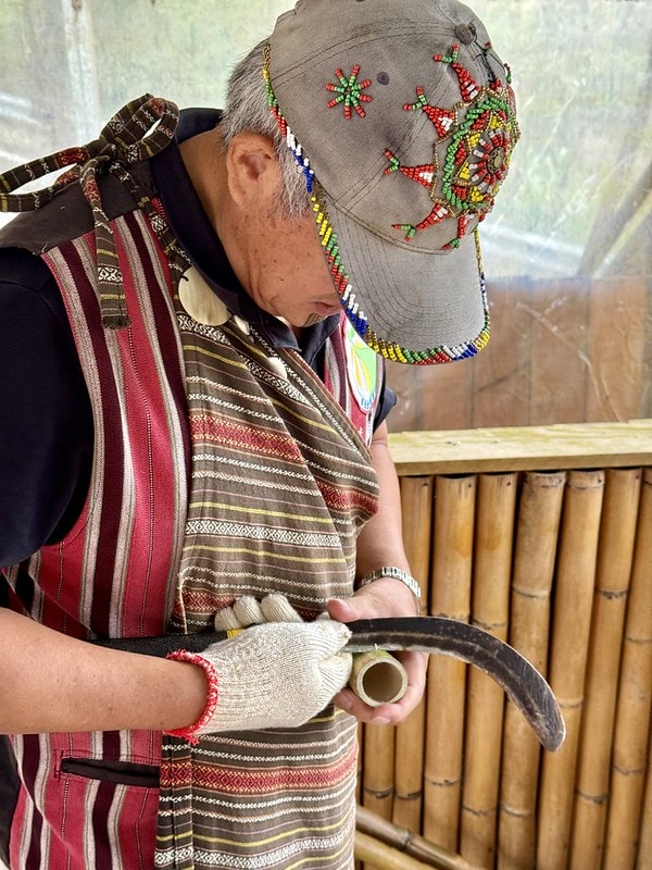 20251102-ay4pc 20251102-ay4pc