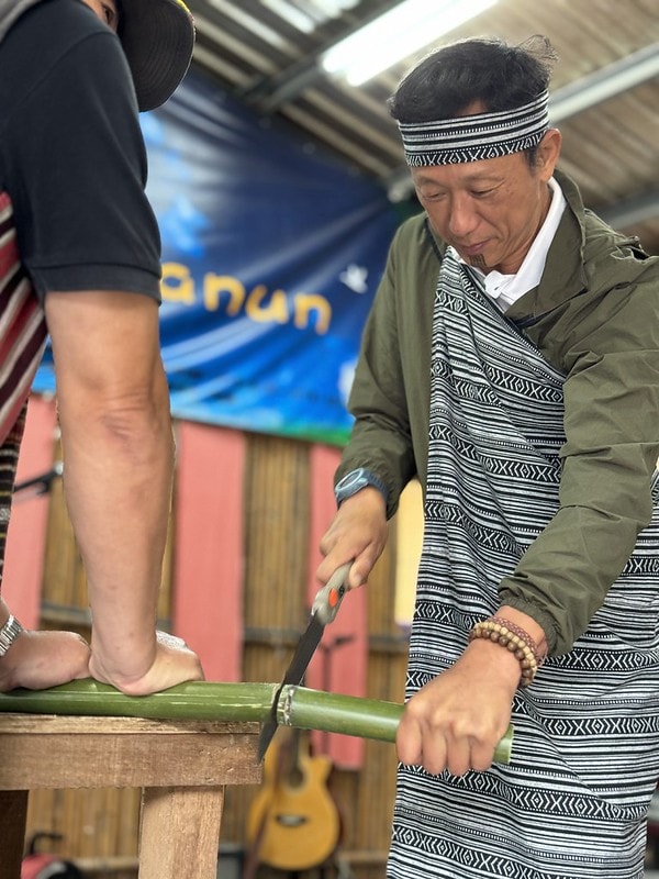 20251102-ecigq 20251102-ecigq