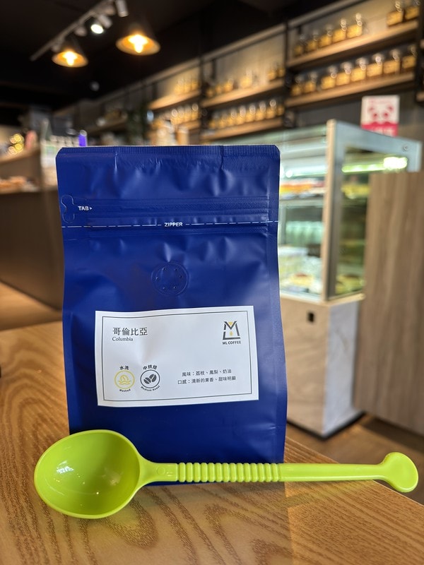 20251102-vu7gm 20251102-vu7gm