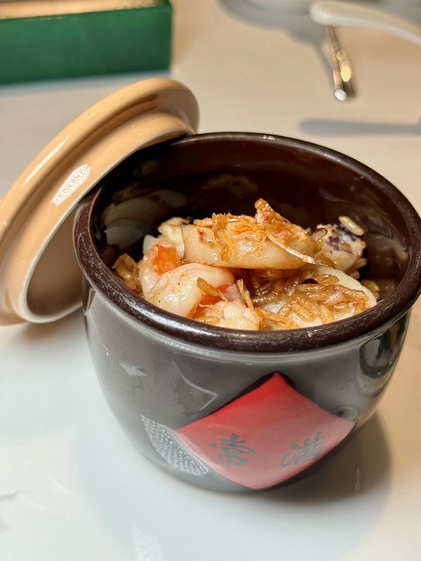 20251102-dpk3u 20251102-dpk3u