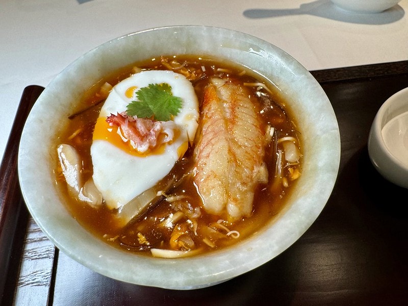 20251102-xype9 20251102-xype9