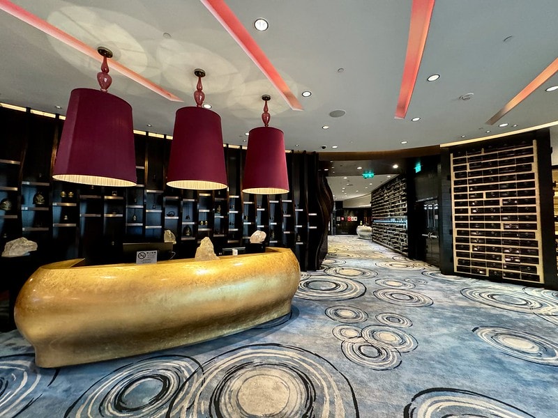 20251102-zo9gk 20251102-zo9gk