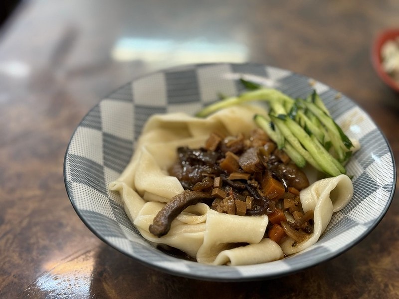 20251102-15nzi 20251102-15nzi