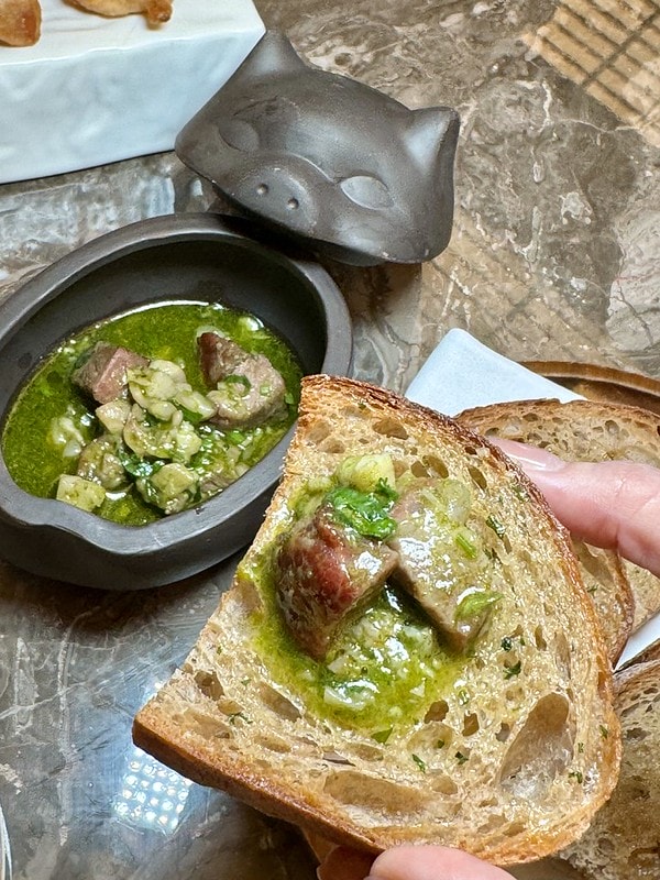 20251102-czrdn 20251102-czrdn