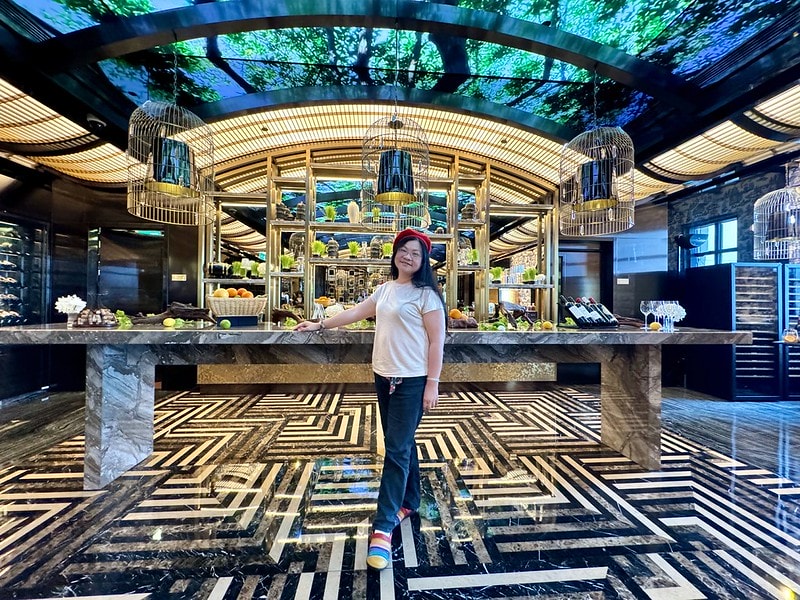 20251102-jj7sr 20251102-jj7sr