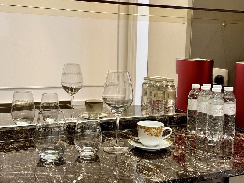 20251102-qchug 20251102-qchug