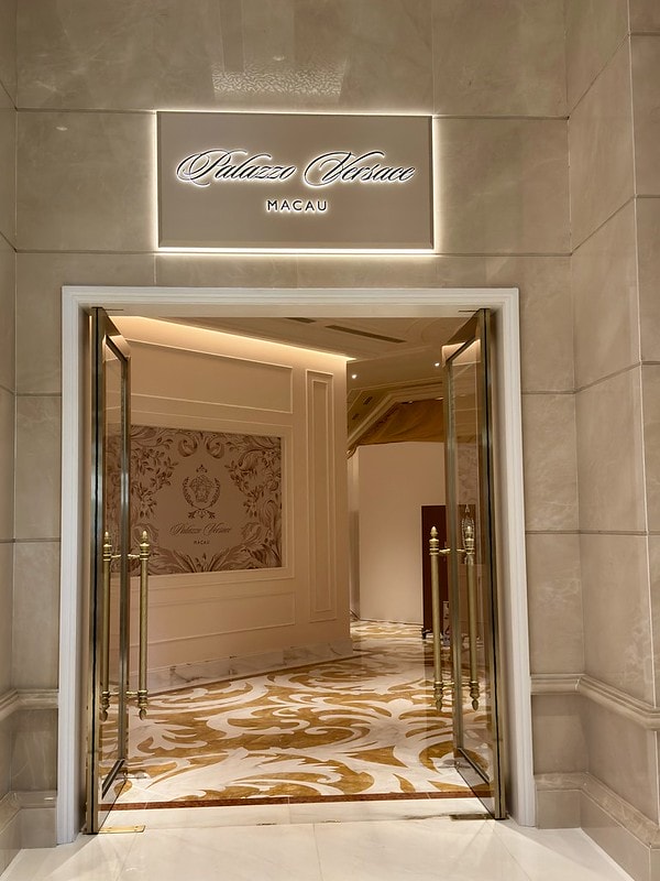 20251102-x4umb 20251102-x4umb