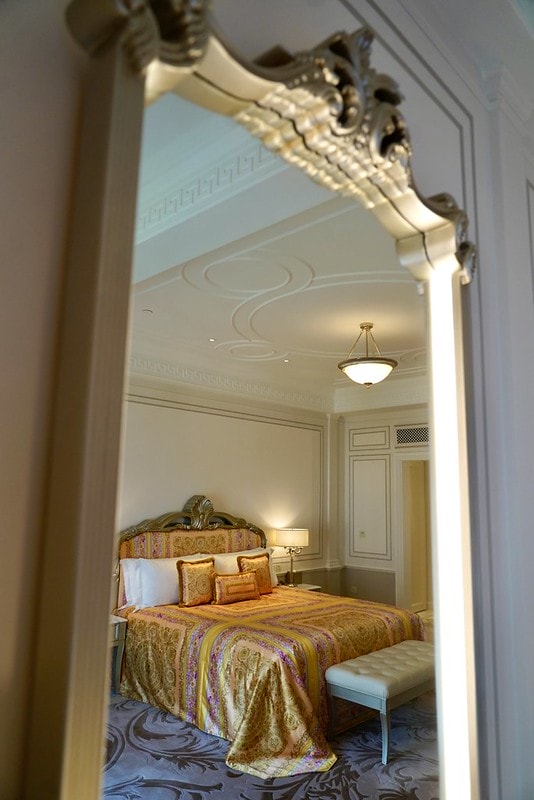 20251102-yvs22 20251102-yvs22