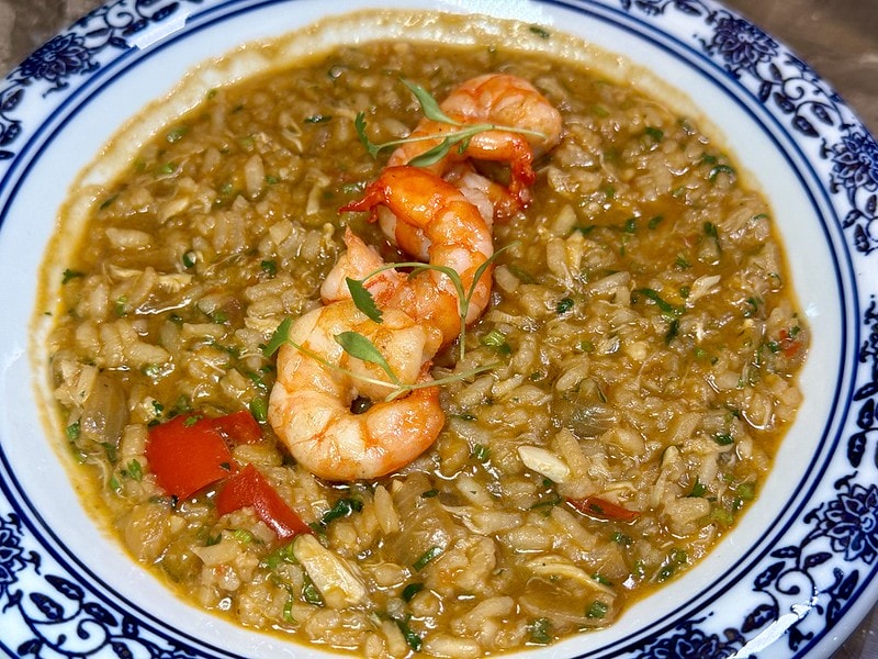 20251102-z66un 20251102-z66un