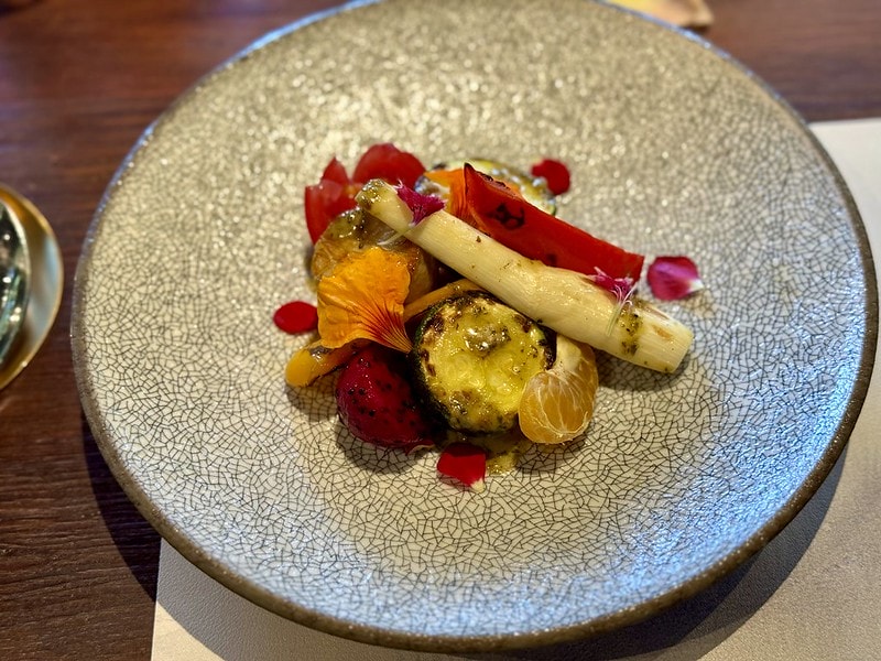 20251102-3dxh9 20251102-3dxh9