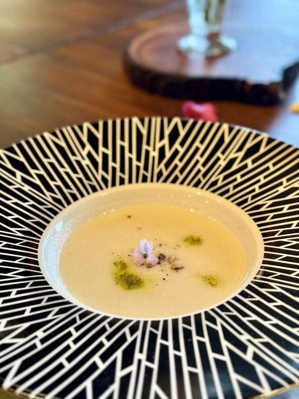 20251102-mx9xn 20251102-mx9xn