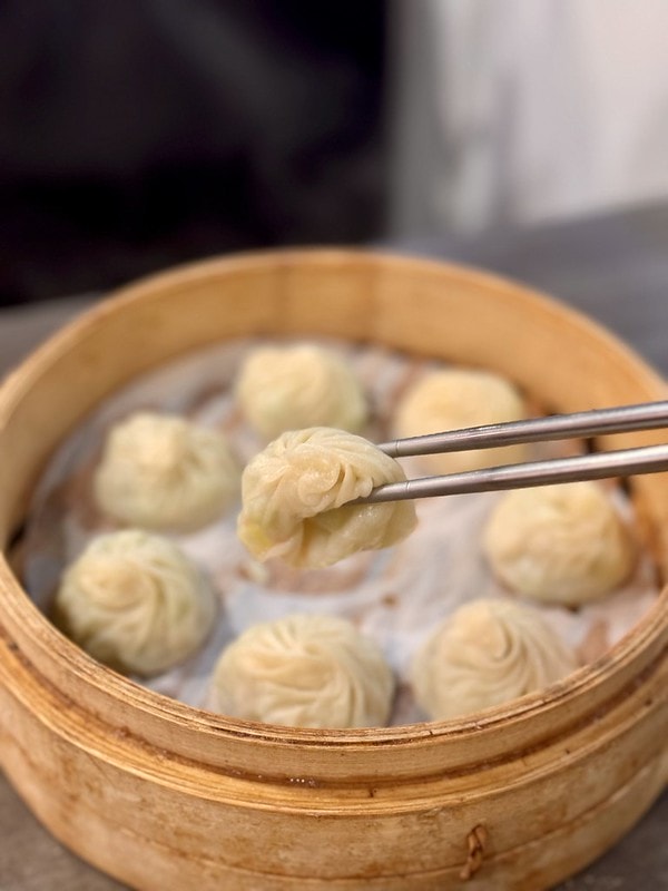 20251102-5kng8 20251102-5kng8