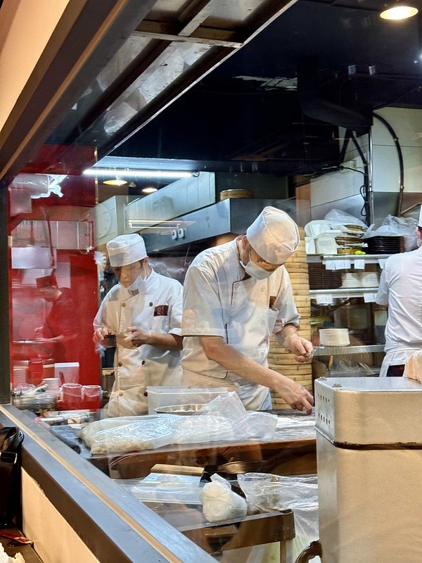 20251102-n9u2f 20251102-n9u2f