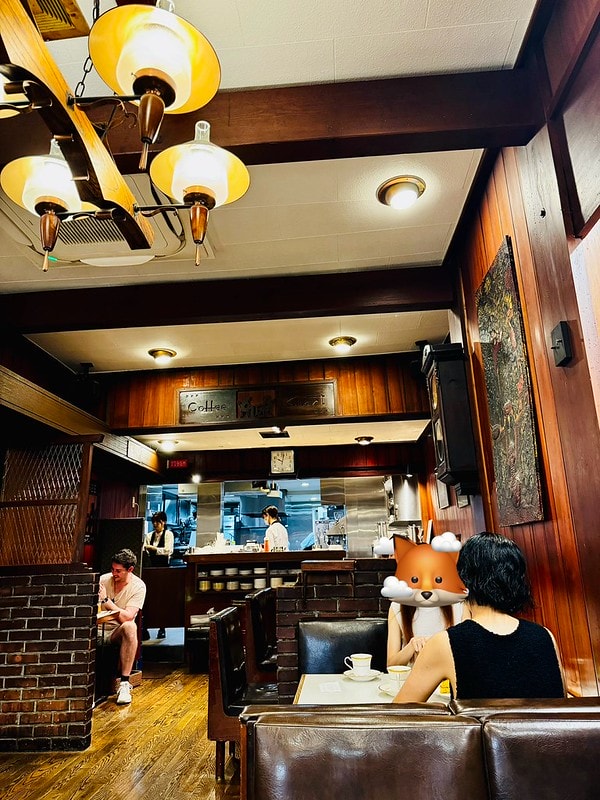 20251102-7j73f 20251102-7j73f