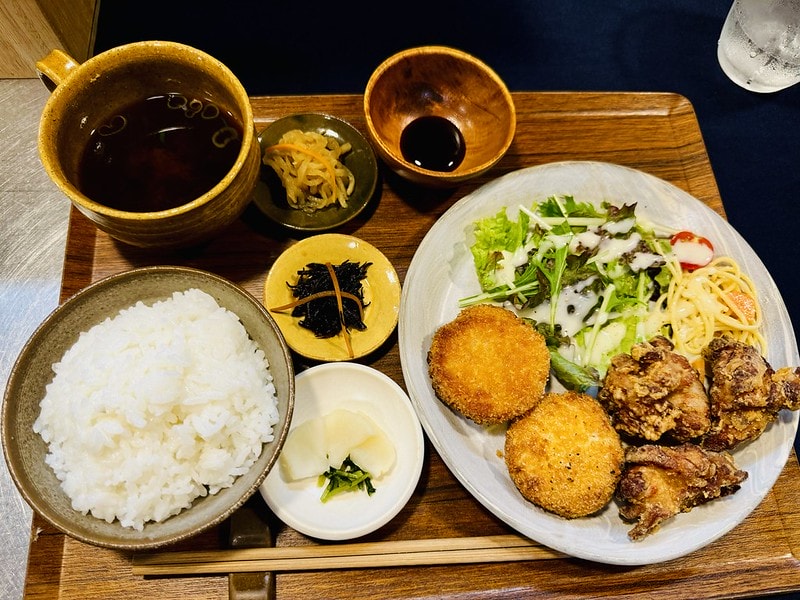 20251102-2vu78 20251102-2vu78