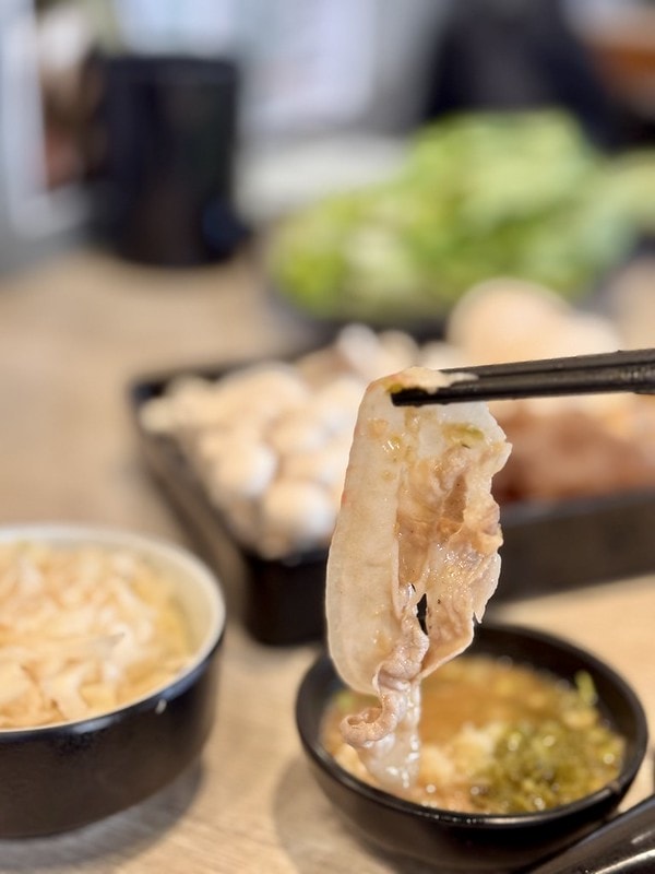 20251102-2wvxh 20251102-2wvxh