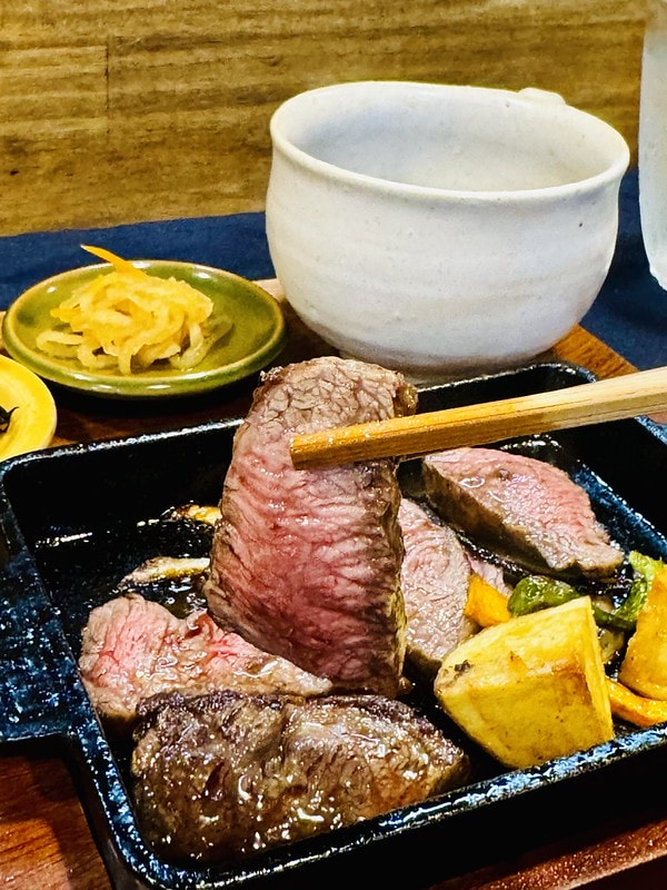 20251102-61fqv 20251102-61fqv