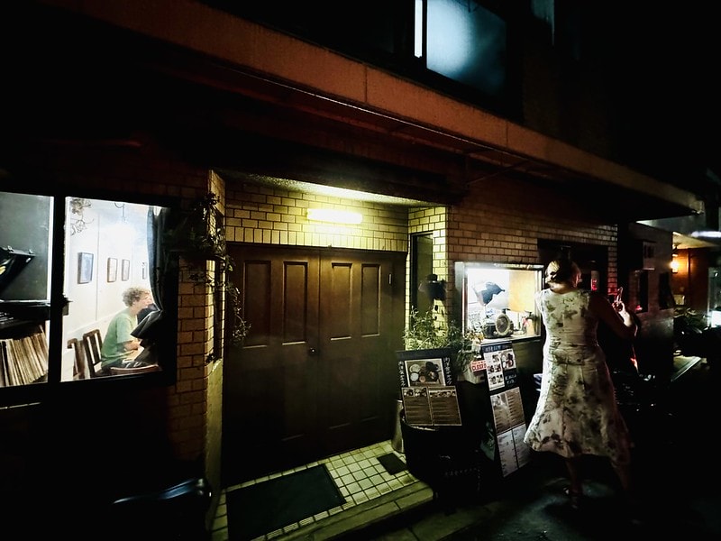 20251102-a8s6r 20251102-a8s6r