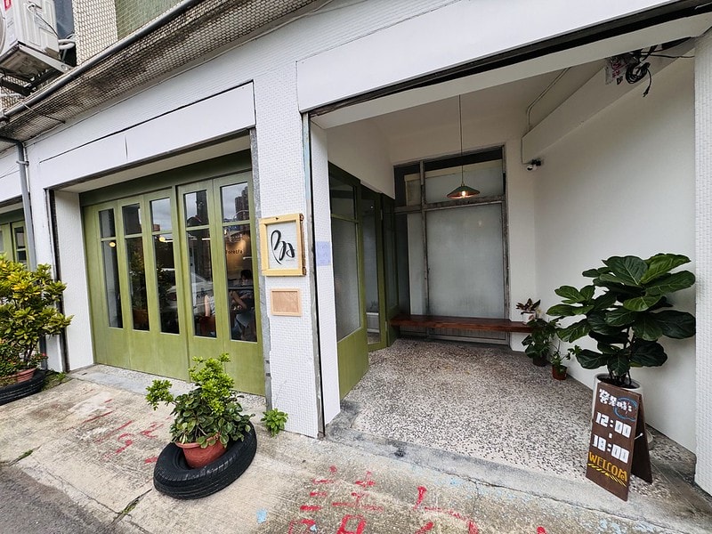 20251102-kpwkx 20251102-kpwkx