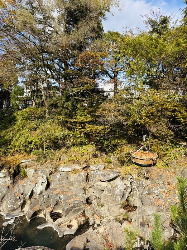 20251102-jhtzp 20251102-jhtzp