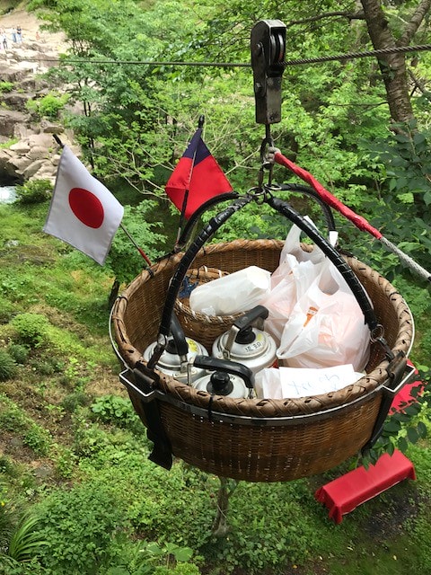 20251102-ya01k 20251102-ya01k