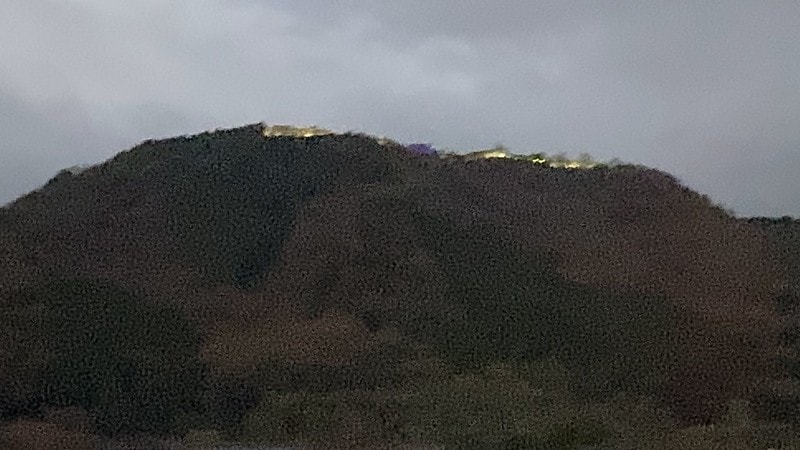 20251102-7yj2j 20251102-7yj2j