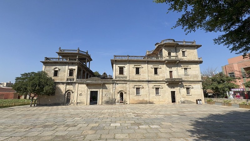 20251102-pfb2j 20251102-pfb2j