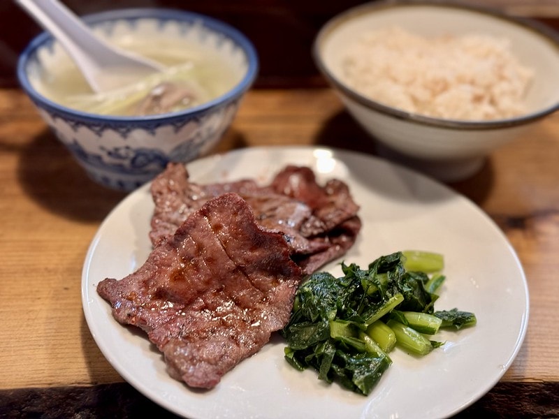 20251102-7i3es 20251102-7i3es