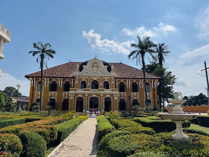 20251102-jve9o 20251102-jve9o