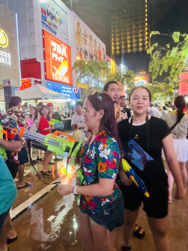 20251102-pf5u7 20251102-pf5u7