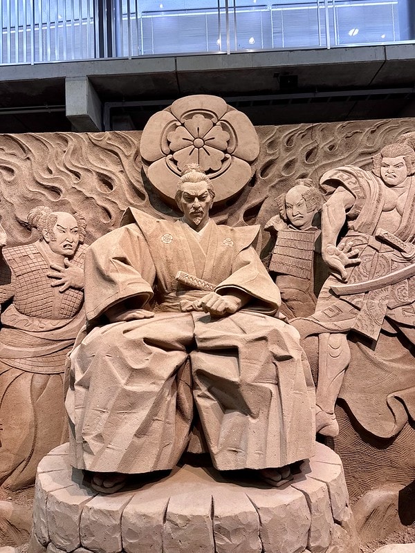 20251102-0mmxk 20251102-0mmxk