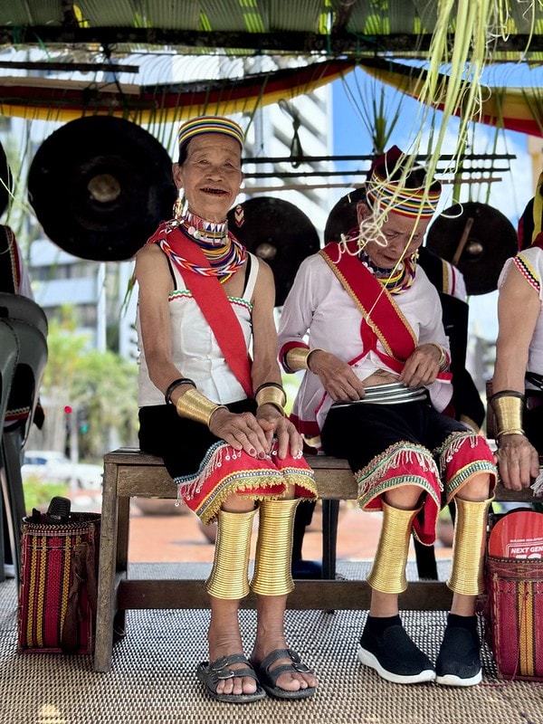 20251102-1cg3r 20251102-1cg3r