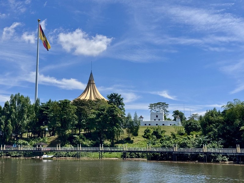 20251102-n2igv 20251102-n2igv