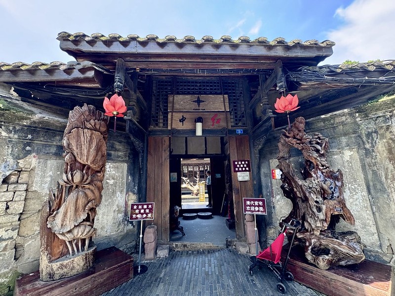 20251102-1lhy7 20251102-1lhy7