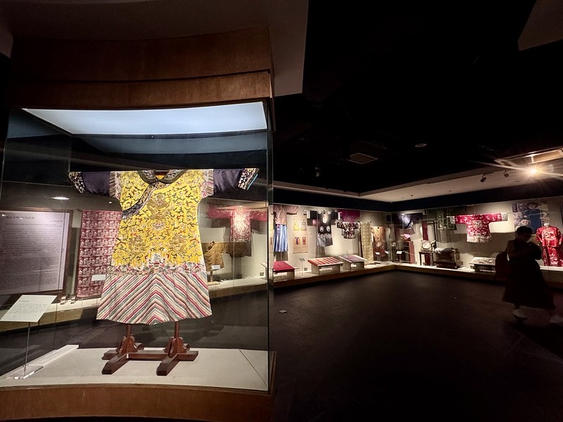 20251102-qv8df 20251102-qv8df