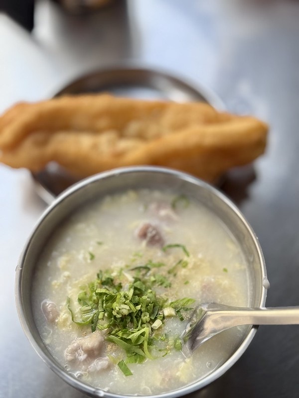 20251102-uv0bu 20251102-uv0bu