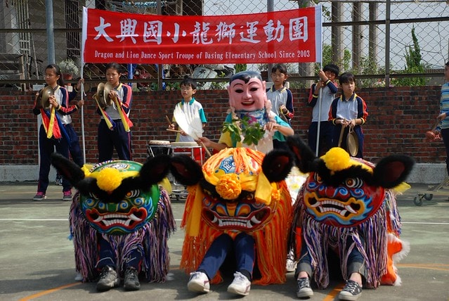 感恩月份大家一起來蓄積愛的能量，「點燃生命之火」人人點燃一盞燈，照亮無數的生命