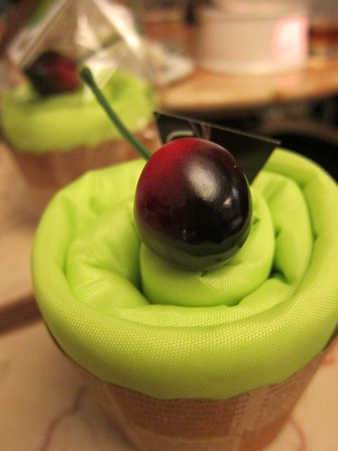 用眼睛吃蛋糕,好吃又不怕胖~優尼克毛巾蛋糕趴大家一起來過情人節好康小活動 - 第20張圖 IMG_7372