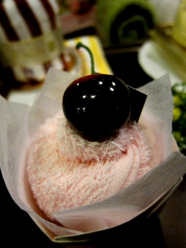 用眼睛吃蛋糕,好吃又不怕胖~優尼克毛巾蛋糕趴大家一起來過情人節好康小活動 - 第11張圖 IMG_7325