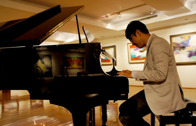 午後藝術小旅行~2011蔡文雄「形空」創作個展 - 第5張圖 DSC09833