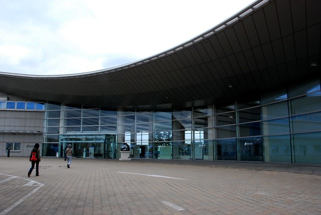 【日本,四國】跟著明星去旅行,林依晨山陰愛戀之旅 ~ 在島根縣立美術館看夕陽,摸幸運兔祈求美好姻緣 - 第11張圖