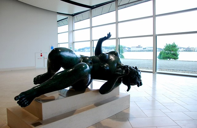 【日本,四國】跟著明星去旅行,林依晨山陰愛戀之旅 ~ 在島根縣立美術館看夕陽,摸幸運兔祈求美好姻緣 - 第14張圖