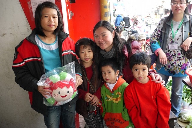 感恩月份大家一起來蓄積愛的能量，「點燃生命之火」人人點燃一盞燈，照亮無數的生命