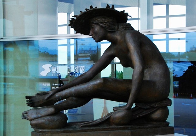 【日本,四國】跟著明星去旅行,林依晨山陰愛戀之旅 ~ 在島根縣立美術館看夕陽,摸幸運兔祈求美好姻緣 - 第12張圖