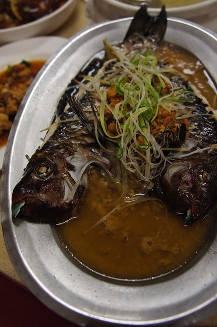 【台灣,新北市】「台灣觀巴」東北角趴趴走 (上) ~ 野柳地質公園、兄弟食堂、金包里老街、朱銘美術館 - 第14張圖