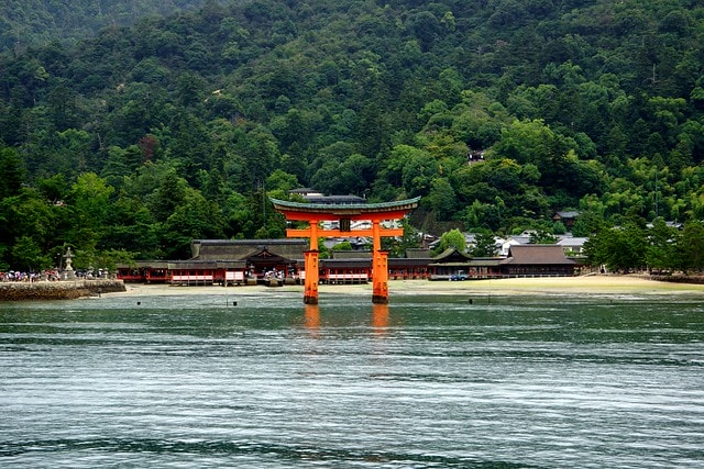 【日本,廣島】日本三景之一與世界文化遺產的"宮島",傳說中的神仙島真是美絕了 - 第6張圖