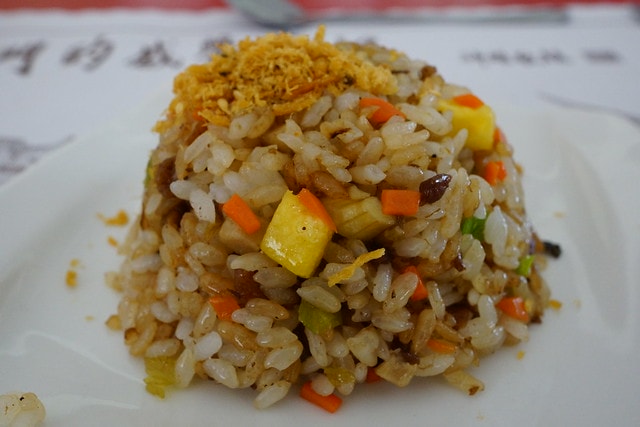 【台灣,離島,金門食記】耳聞多年的金門創意特色美食《湶民水果餐》用水果入菜健康又好吃 ; 葷食,素食都各有滋味 - 第12張圖